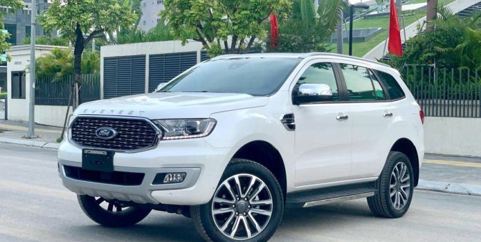'Thiên địch' của Toyota Fortuner 2022 rao bán giá khó tin, cơ hội 'quất' xe cực ngon cho khách Việt