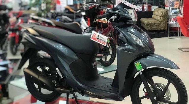 Tin xe hot 19/9: Honda Vision lại mạnh tay giảm giá xuống mức hấp dẫn, khách Việt không thể bỏ qua