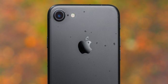 Ngỡ ngàng giá iPhone 7 rẻ hơn iPhone 14 tới 18 triệu, hứa hẹn được khách Việt săn lùng ráo riết
