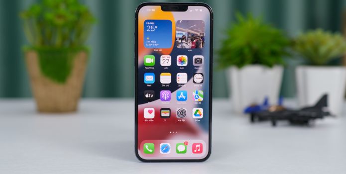 Bảng giá iPhone 13 Pro Max cuối tháng 9: Giảm kịch sàn tới 11 triệu, ‘hủy diệt’ Galaxy Z Fold 3