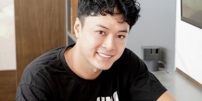 Hồng Đăng hồ hởi đón thêm 'thành viên mới' về nhà, bất chấp chỉ trích hậu ồn ào tại Tây Ban Nha
