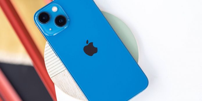 Ngỡ ngàng iPhone 13 Mini chỉ hơn 12 triệu đồng, rẻ hơn cả Galaxy S21 FE
