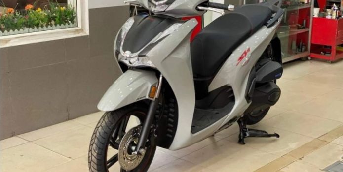 Tin xe hot 6/12: ‘Vua tay ga’ Honda SH 350i giảm giá cực mạnh, rẻ gần bằng Honda SH 150i