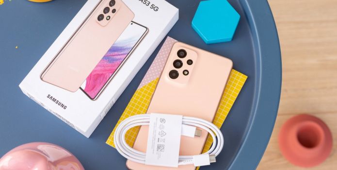 Cập nhật giá Galaxy A53 5G sau khi Galaxy A54 5G ra mắt