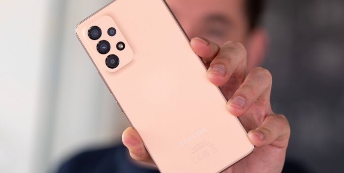 Galaxy A53 5G trượt giá như được mùa, thấp như bỏ bùa người mua, 7 triêu dùng sướng như Galaxy S23