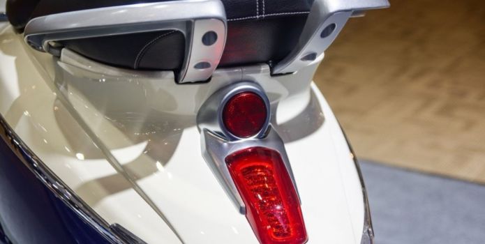 Peugeot ra mắt mẫu xe tay ga cao cấp mới với loạt trang bị hơn hẳn Honda SH