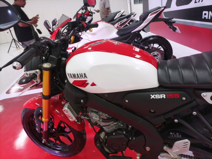yamaha-xsr155-4