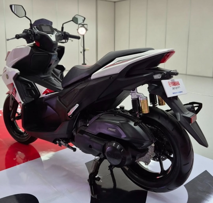 Yamaha-Aerox-Alpha-7