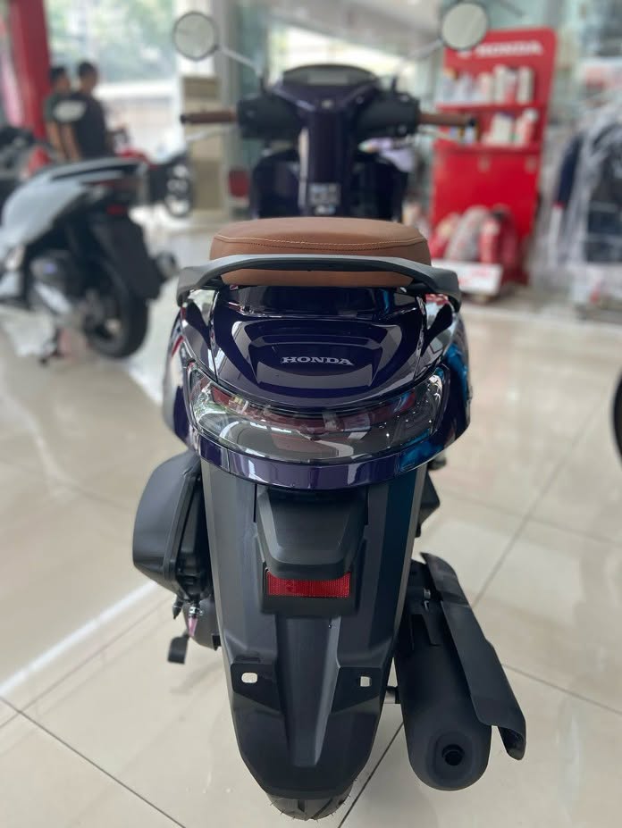 honda-stylo-160-3