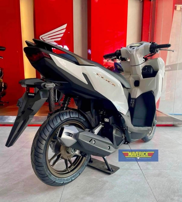 HONDA-CLICK-125-4