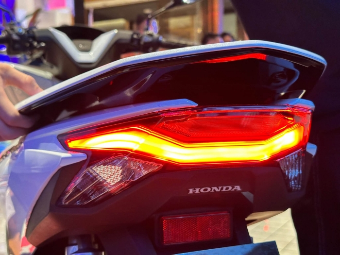 honda-pcx-160-4