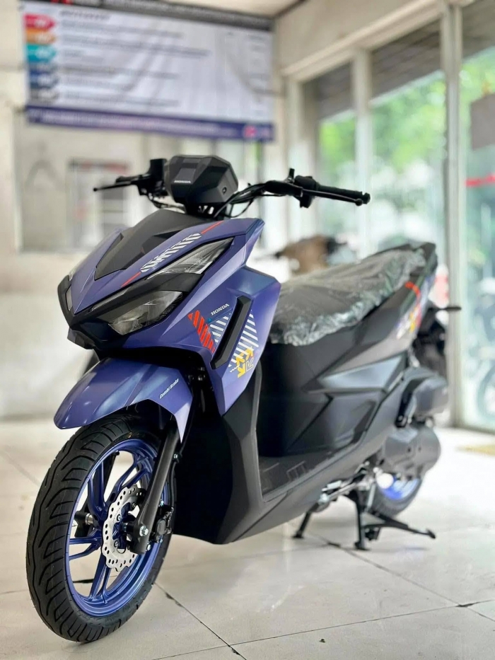 Honda-Vario-125-Street-6