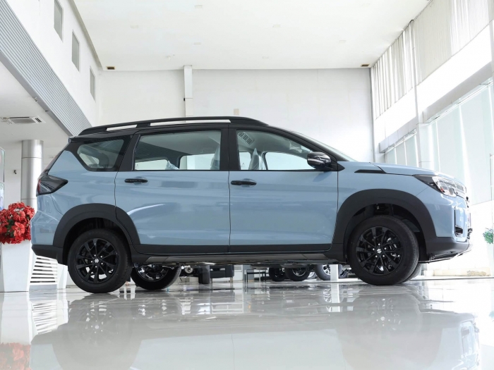 Suzuki-XL7-1
