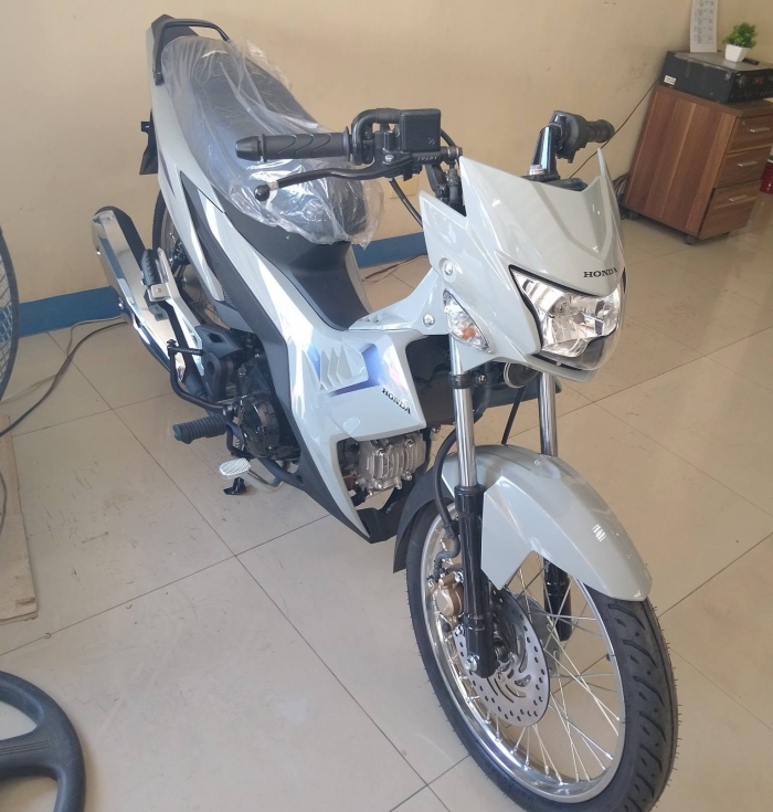 Honda-RS125-2