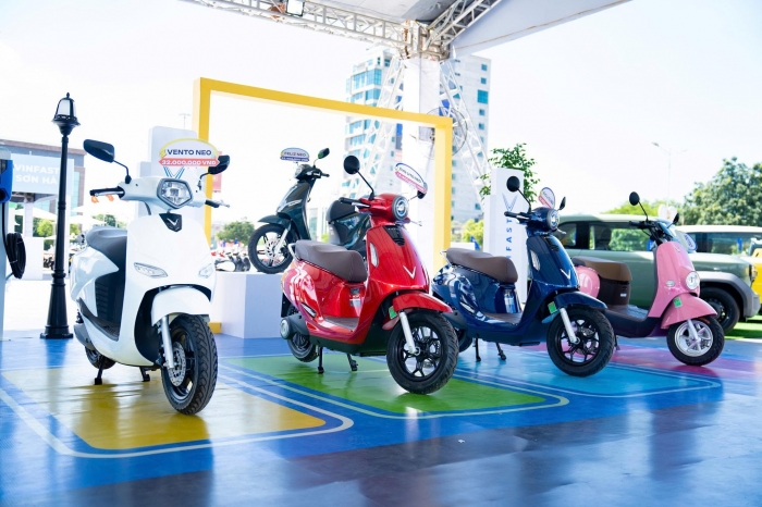 gia-xe-may-dien-vinfast-5