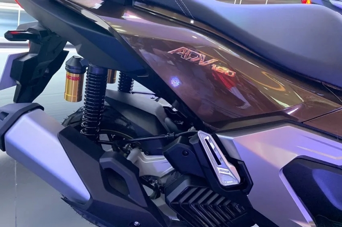honda-adv-160-6 (1)