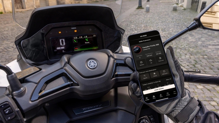 Yamaha-Tricity-300-1