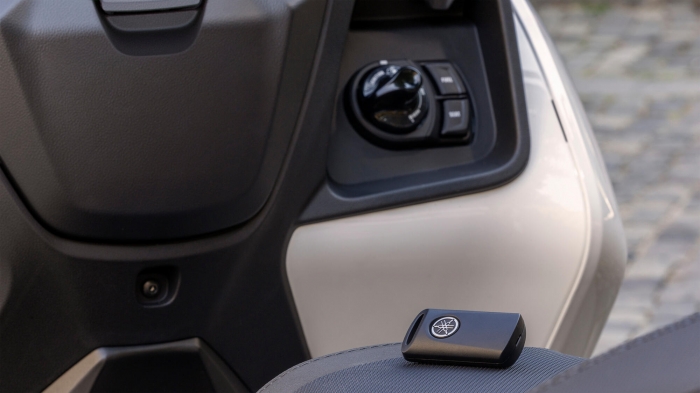 Yamaha-Tricity-300-8