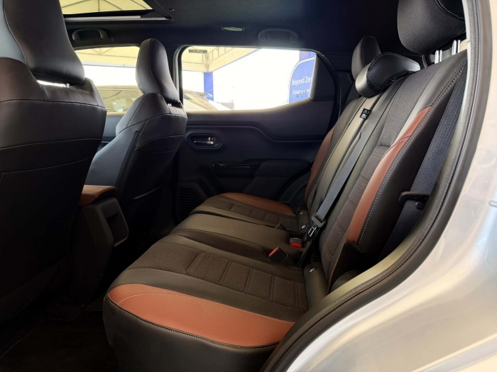 Toyota-Urban-Cruiser-EV-18