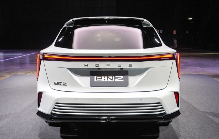 Honda-eN2-5
