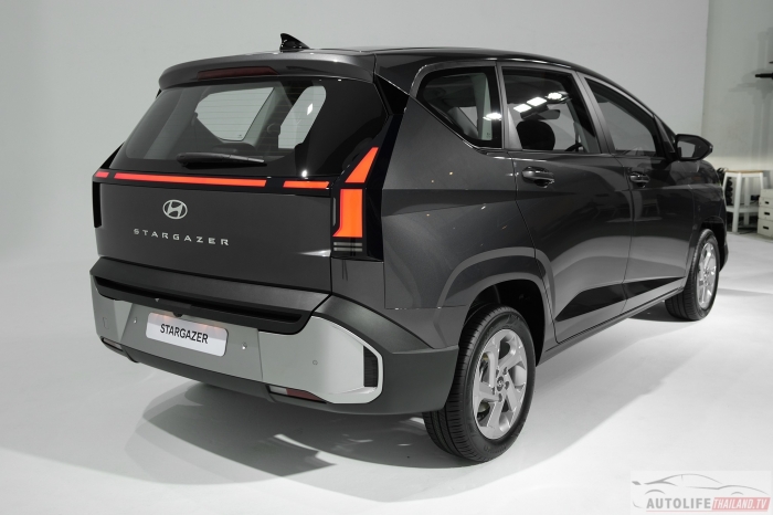 Hyundai-STARGAZER-1