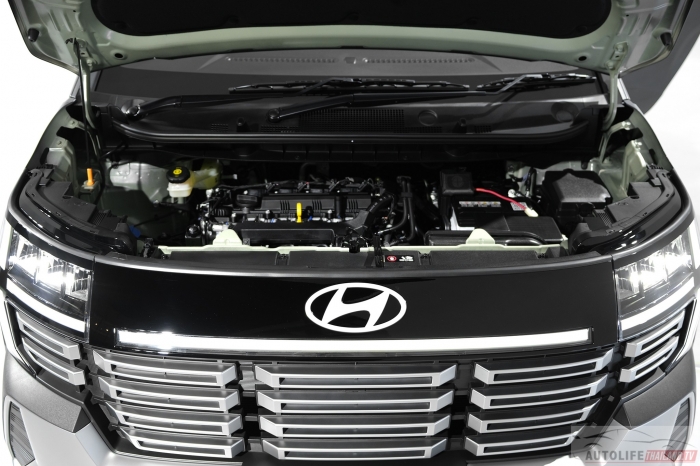 Hyundai-STARGAZER-10