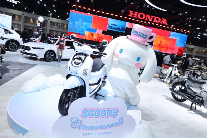 New-SCOOPY-x-Cinnamoroll-Limited-Edition-5
