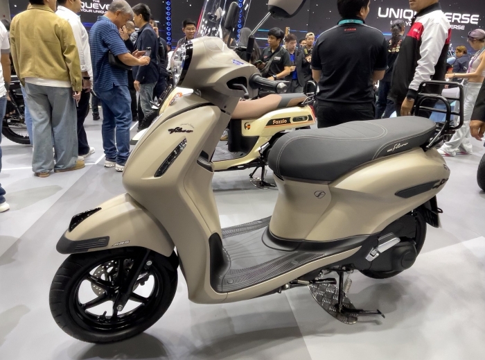 Yamaha-Grand-Filano-Hybrid-Special-Edition-Outdoor-Fashion
