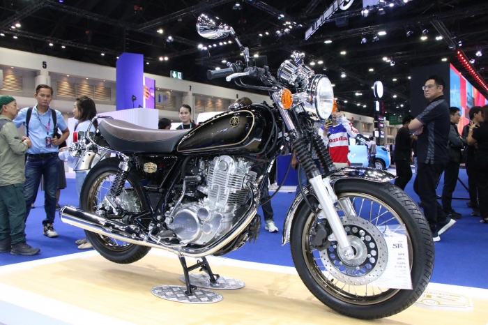 Yamaha-SR400-3