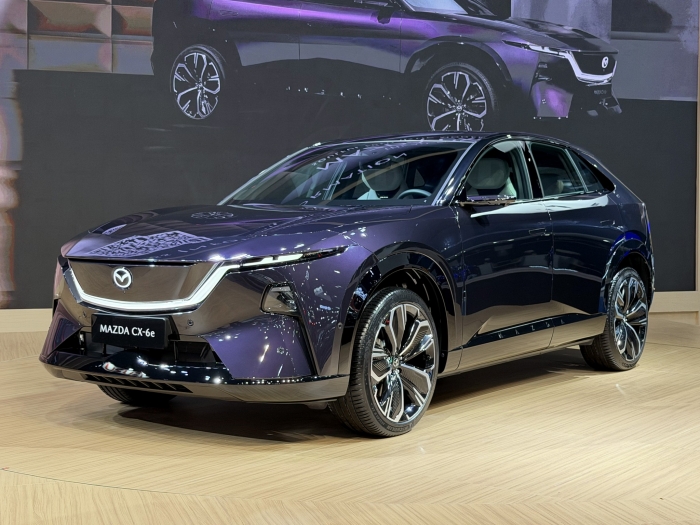 Mazda-CX-6e