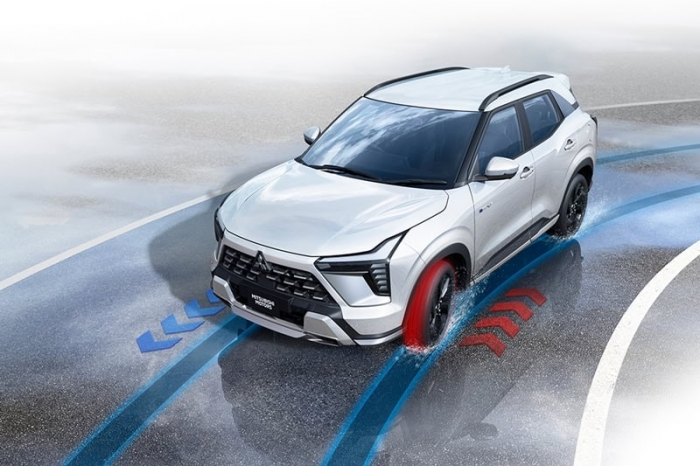 Mitsubishi-xFORCE-HEV-8