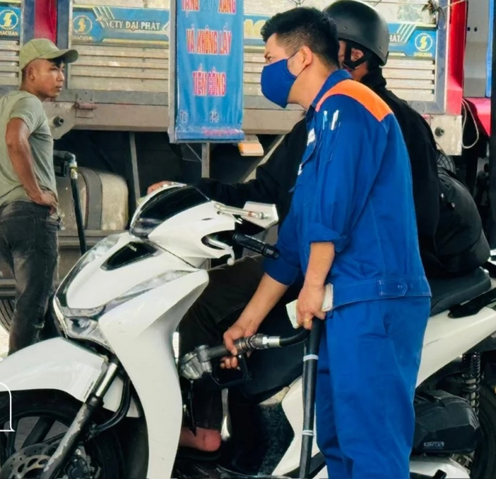 gia-xang-dau-hom-nay-23