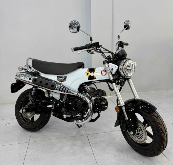 Honda-DAX-12