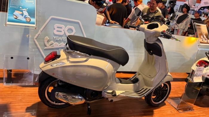 Vespa-sprint-180-7