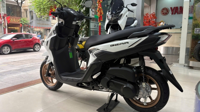 Yamaha-Gear-125-hybrid-2