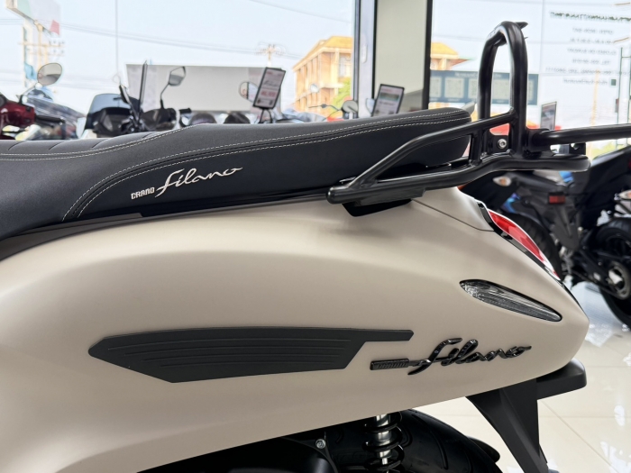 Yamaha-Grand-Filano-Hybrid-3