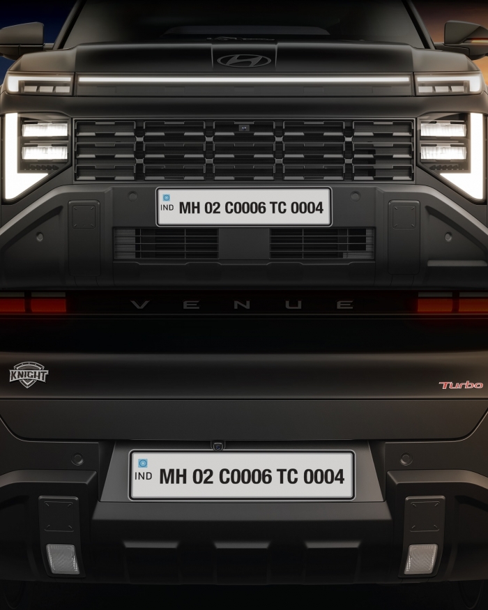 Hyundai-Venue-Knight-Edition-2