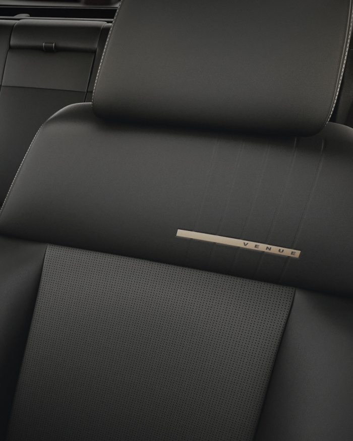 Hyundai-Venue-Knight-Edition-7