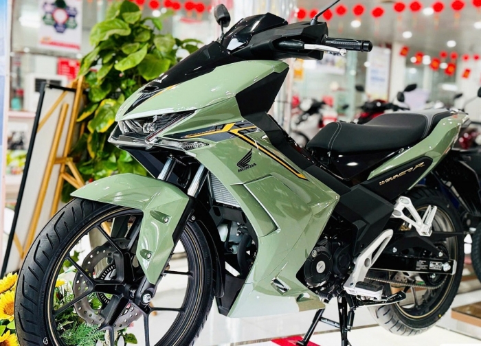 gia-xe-honda-winner-r