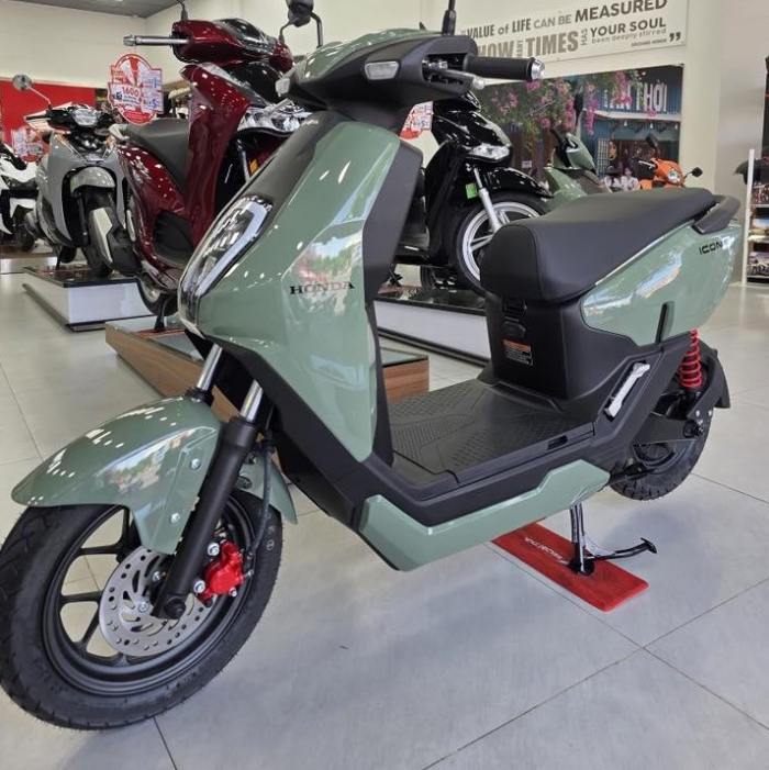 Honda-Icon-e-3
