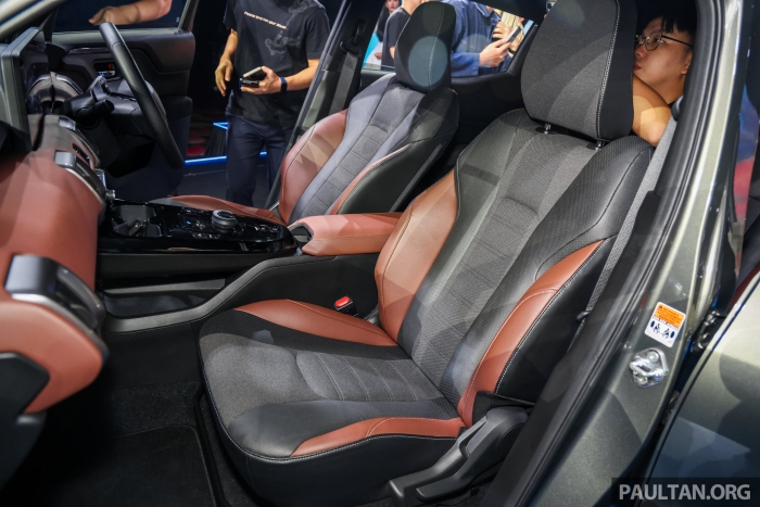 Toyota-Urban-Cruiser-10