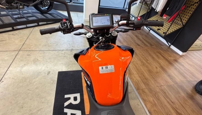 ktm-duke-200-5