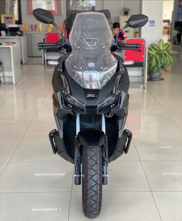 Honda-ADV-160-5