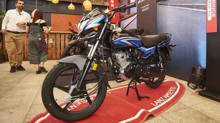 Honda-CB100 (5)