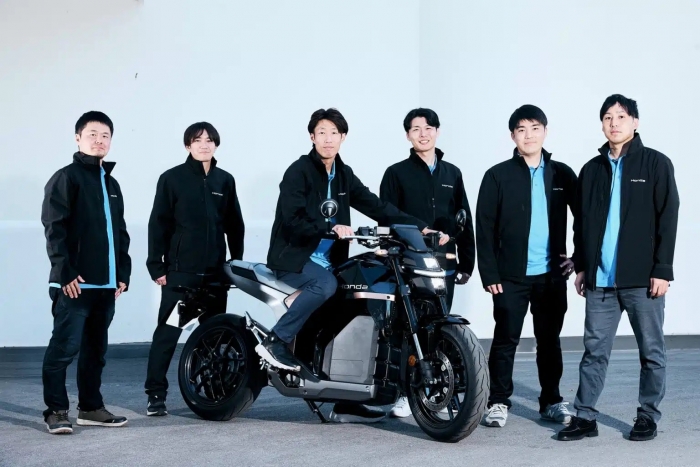 Honda-WN7-1 (1)