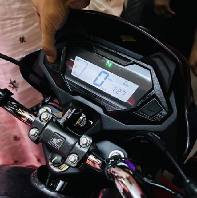 Honda-Shine-100-DX-5