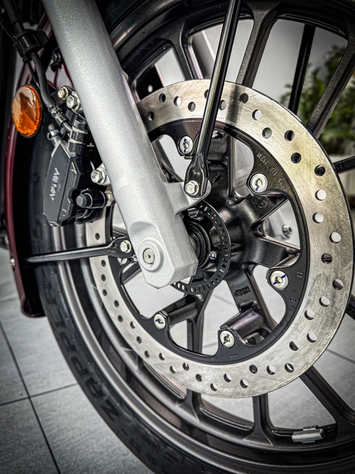 Honda-CB350C-4