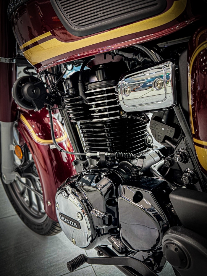 Honda-CB350C-7