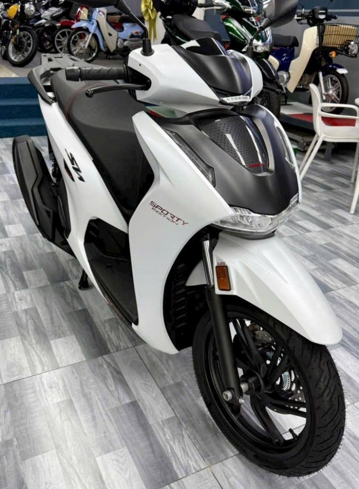 honda-sh-350i-1