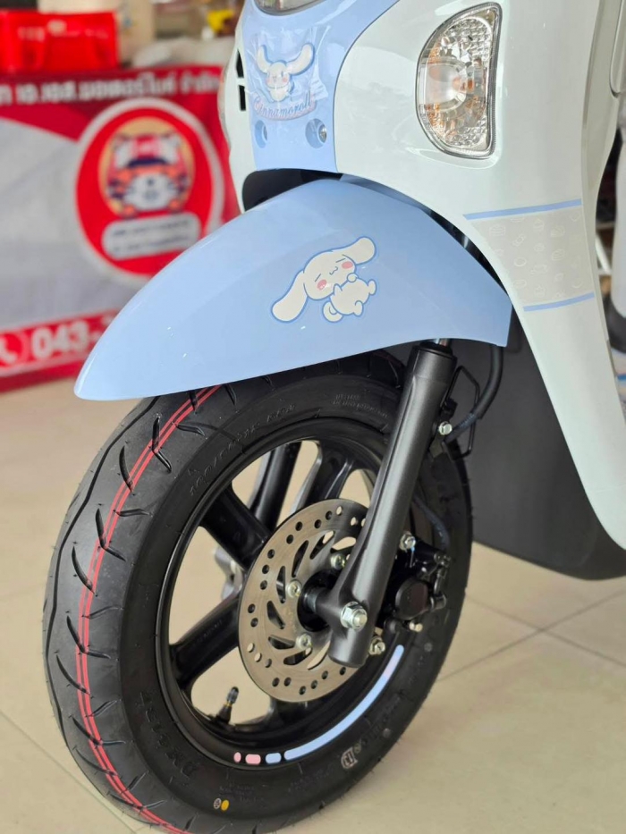 Honda-Scoopy-1